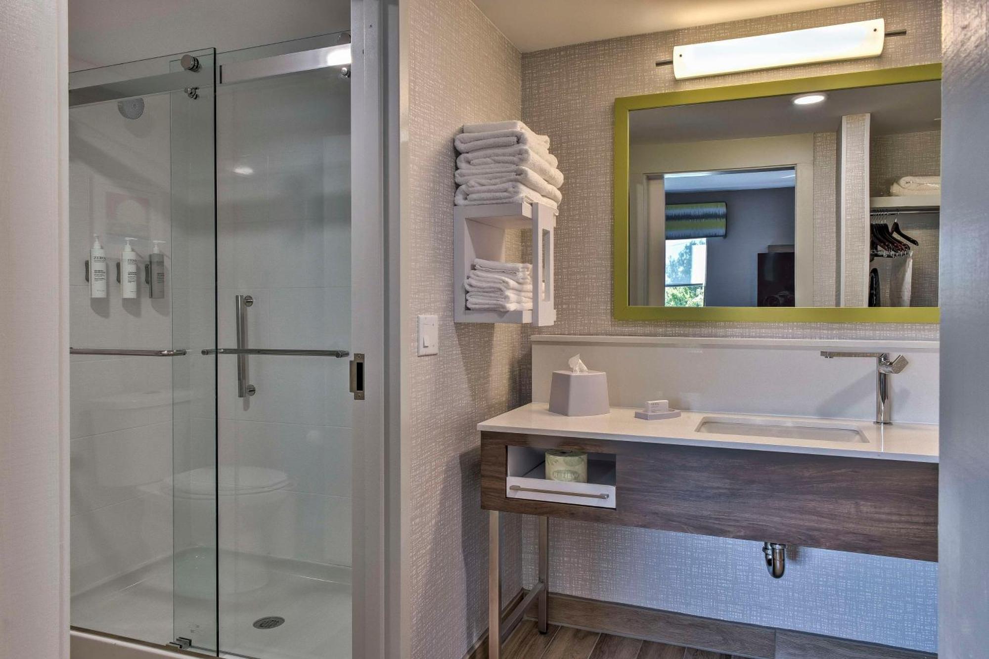 Hampton Inn & Suites Keene Zewnętrze zdjęcie